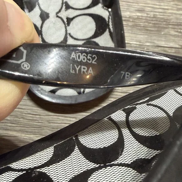 Coach Lyra Jelly Signature Thong FlipFlop Sandals Size 7 Preppy Y2K Logo Black - Picture 4 of 9